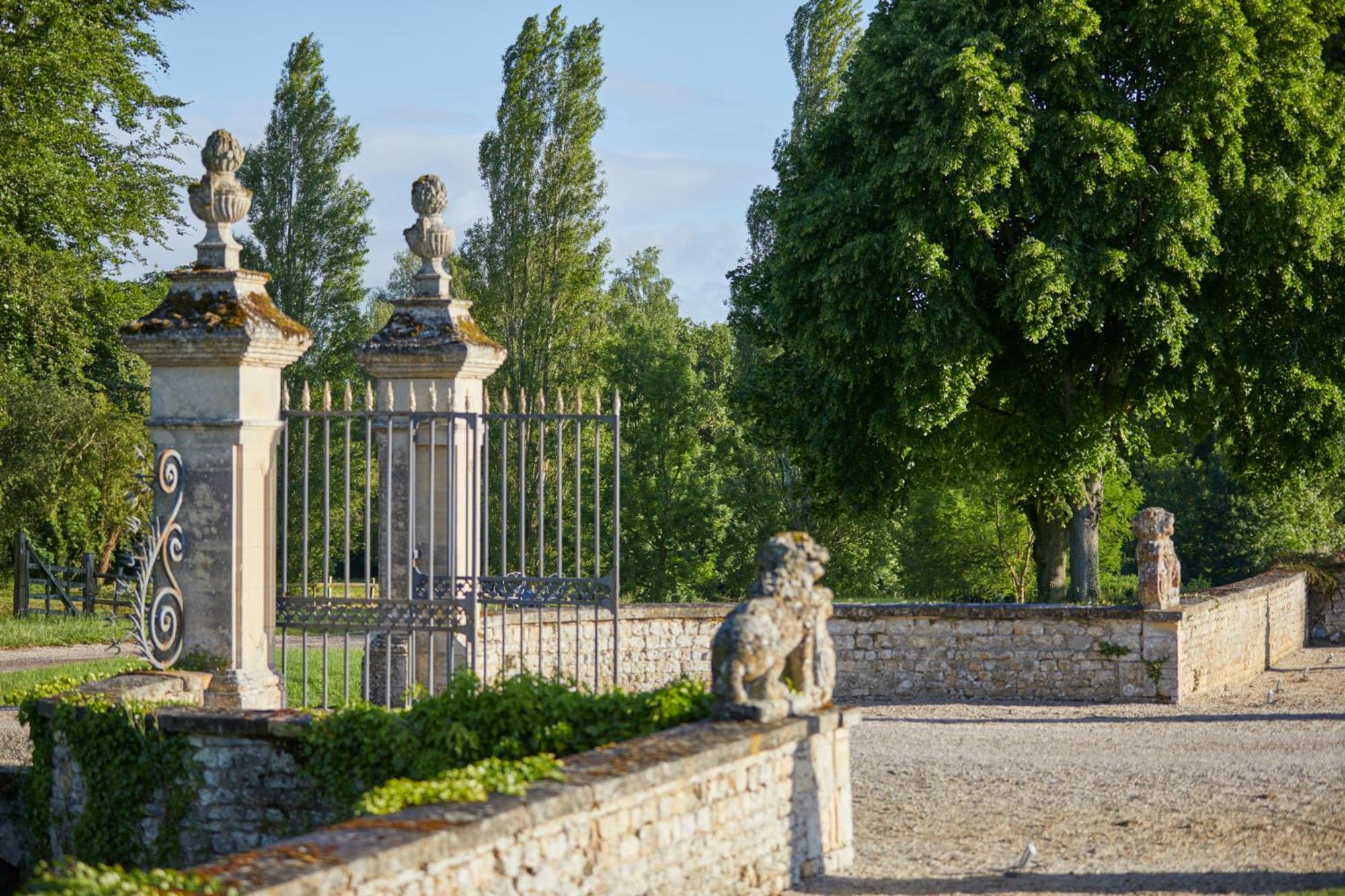 Chateau D'Audrieu Luaran gambar